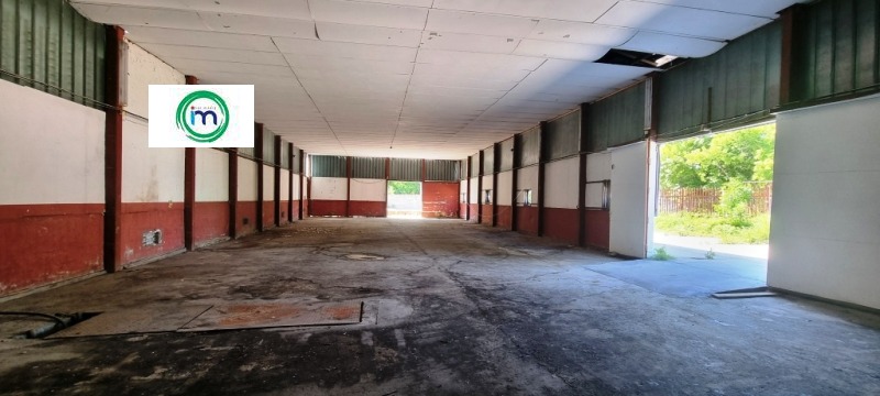 En venta  Edificio industrial Pazardzhik , Promishlena zona , 2530 metros cuadrados | 64724058 - imagen [3]