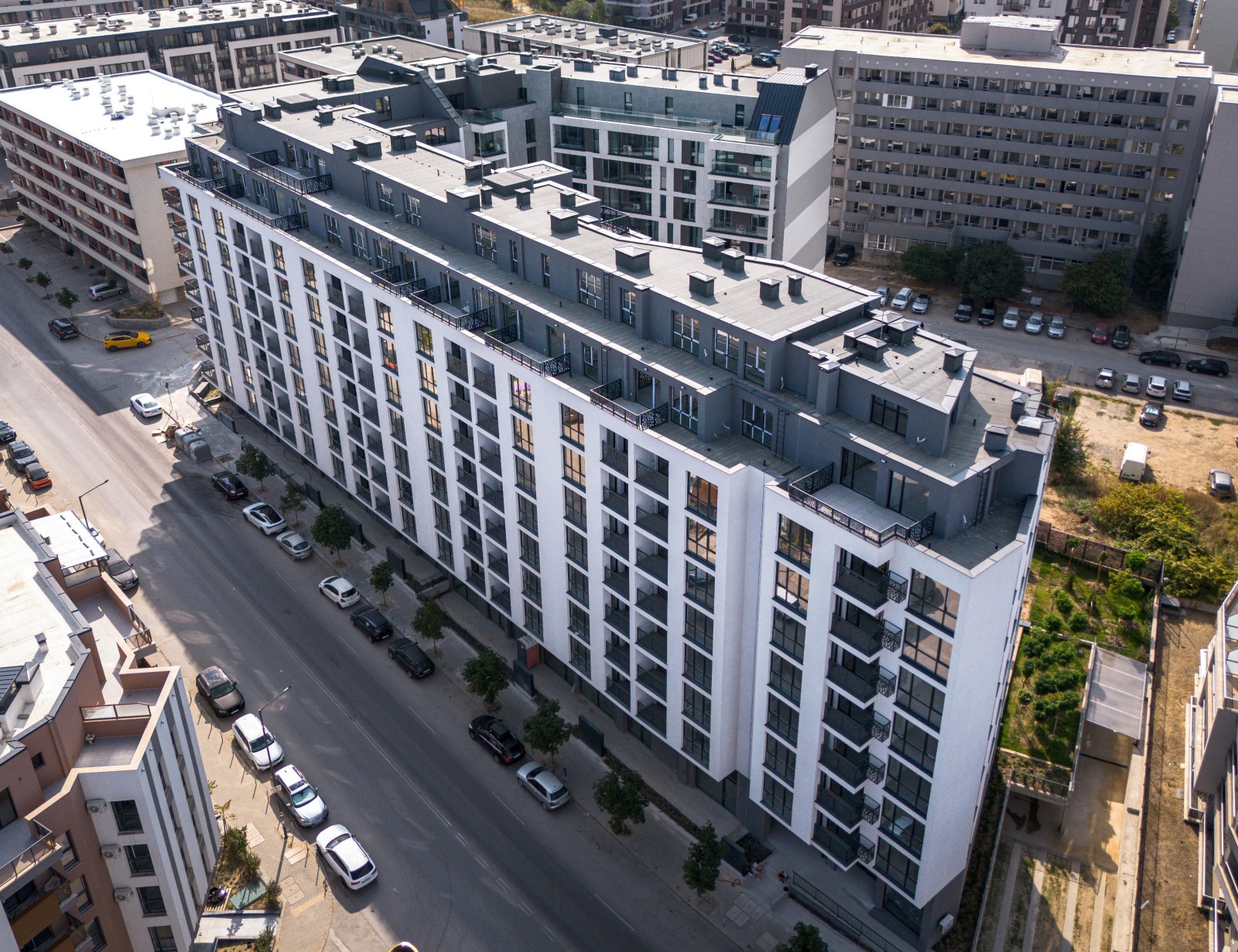 Продава МЕЗОНЕТ, гр. София, Малинова долина, снимка 2 - Апартаменти - 55744826