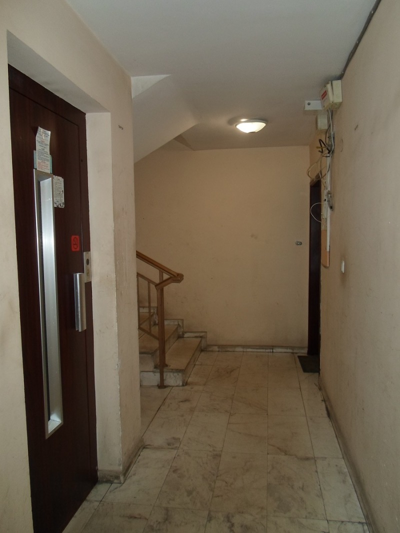 Te koop  Studio Sofia , Oborishte , 40 m² | 91611379 - afbeelding [7]