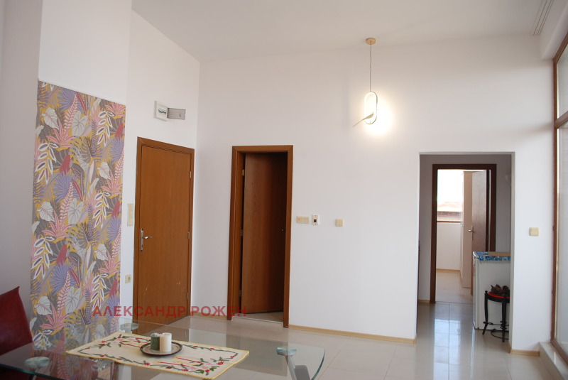 Продается  2 спальни область Бургас , к.к. Слънчев бряг , 93 кв.м | 41669042 - изображение [3]