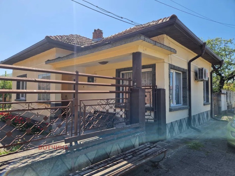 Продава КЪЩА, с. Полковник Минково, област Добрич, снимка 1 - Къщи - 46444494