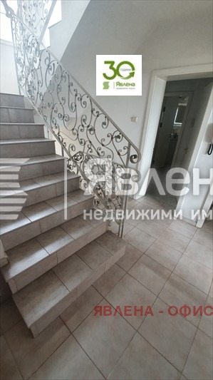 Продава КЪЩА, гр. Варна, м-т Манастирски рид, снимка 16 - Къщи - 48287189