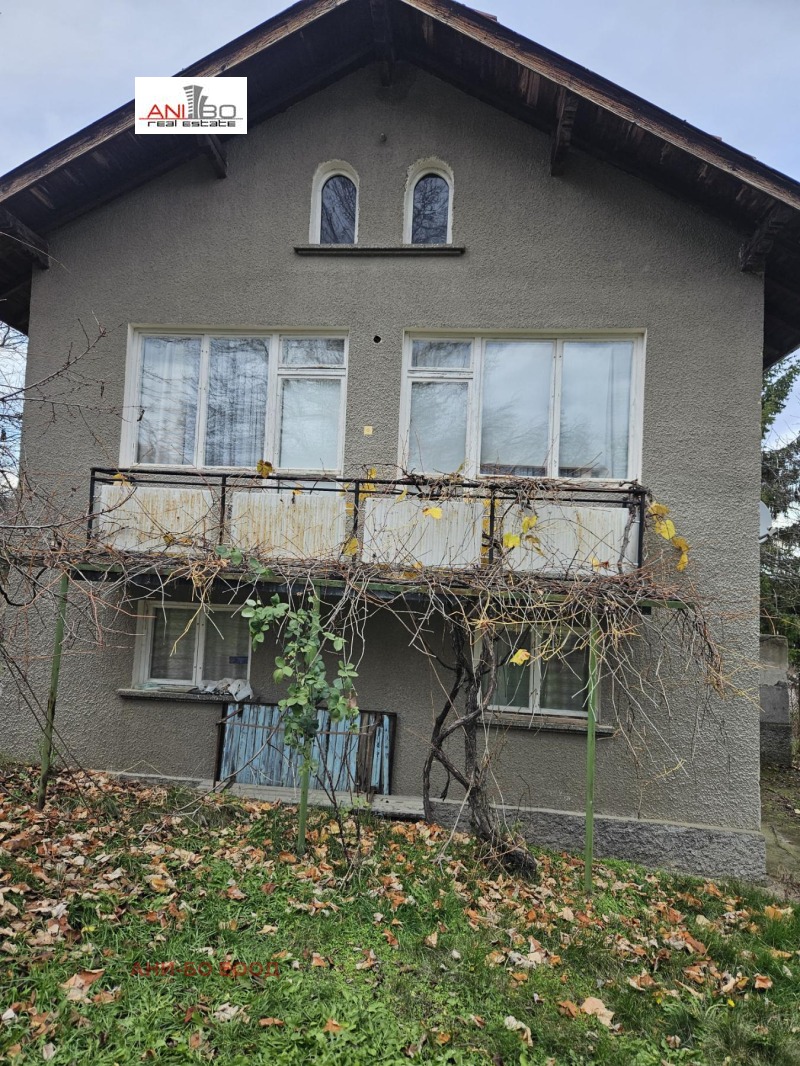 Продава КЪЩА, с. Режанци, област Перник, снимка 3 - Къщи - 52973671