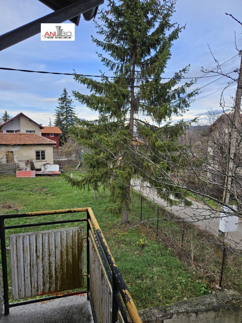 Продава КЪЩА, с. Режанци, област Перник, снимка 15 - Къщи - 52973671