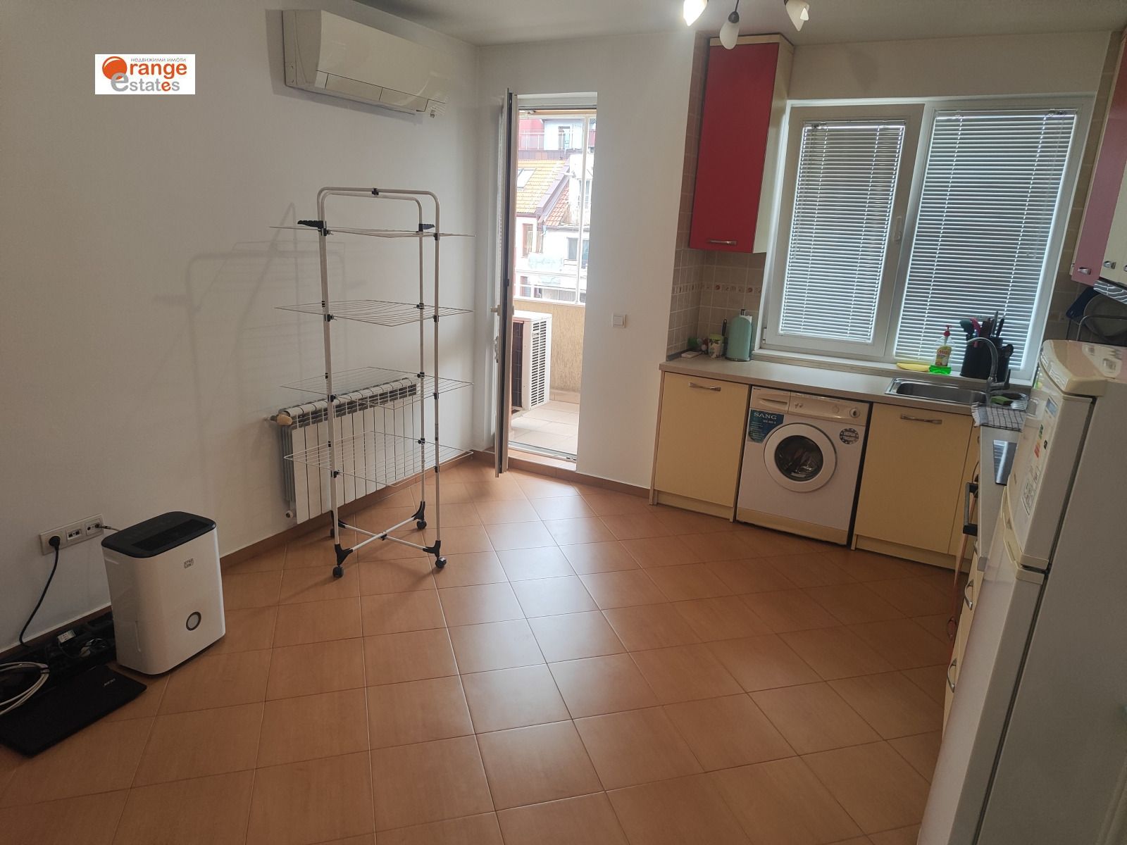 Продава 2-СТАЕН, гр. София, Център, снимка 3 - Апартаменти - 54000289