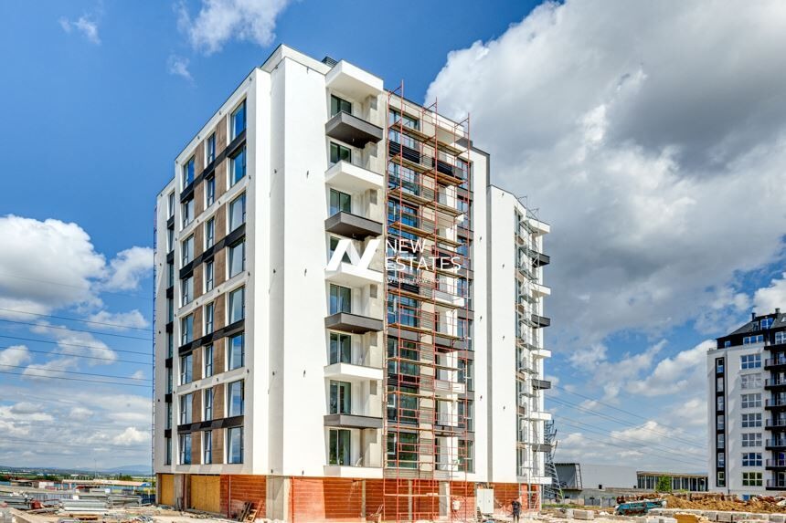 Продава 2-СТАЕН, гр. София, Люлин 5, снимка 15 - Апартаменти - 55380123
