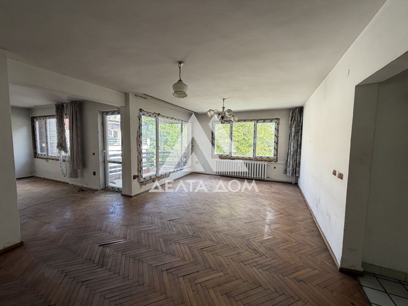 Продава ЕТАЖ ОТ КЪЩА, гр. София, Лозенец, снимка 5 - Етаж от къща - 55795425