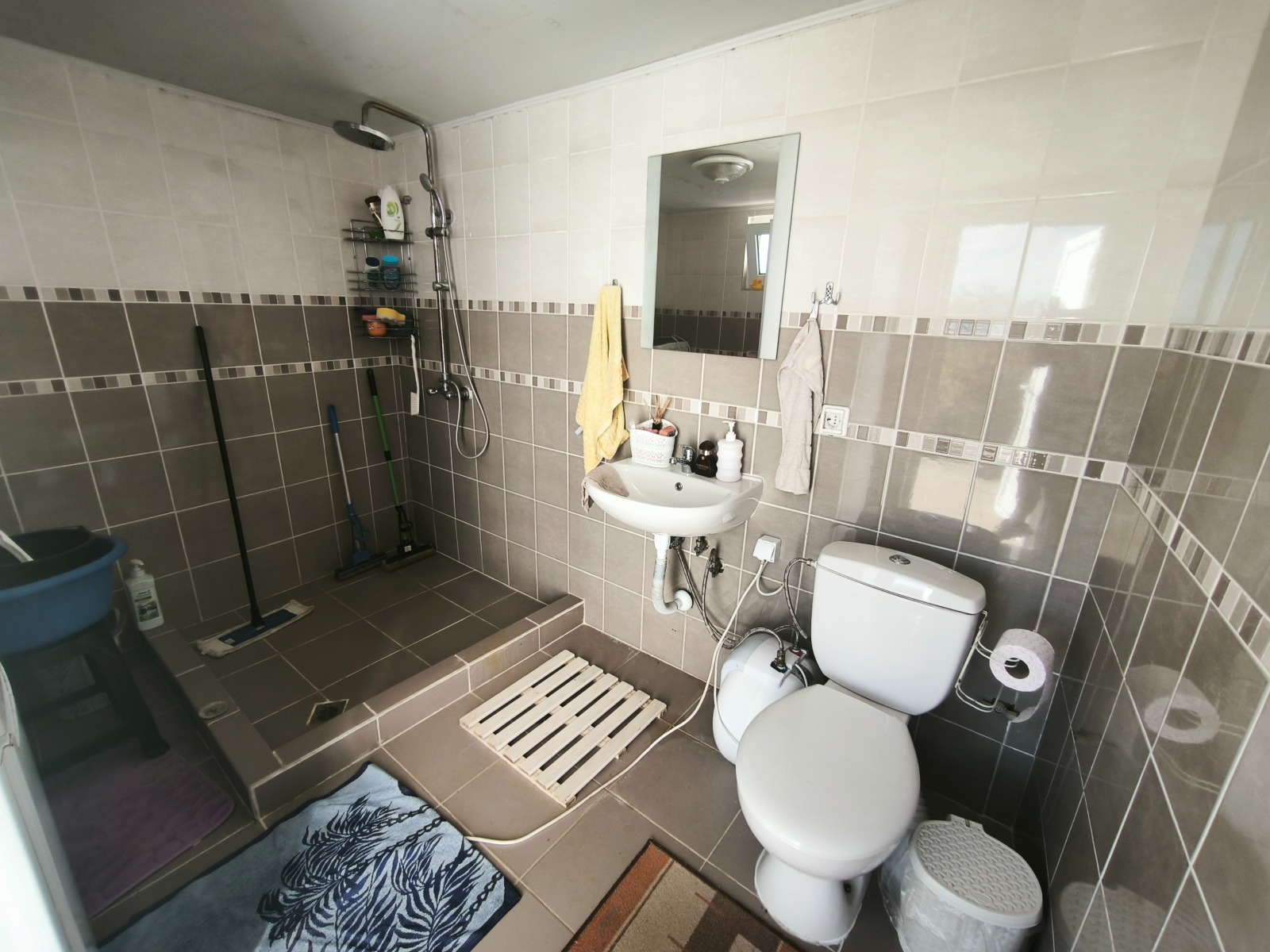 Продава КЪЩА, гр. Бургас, с. Изворище, снимка 14 - Къщи - 53729610