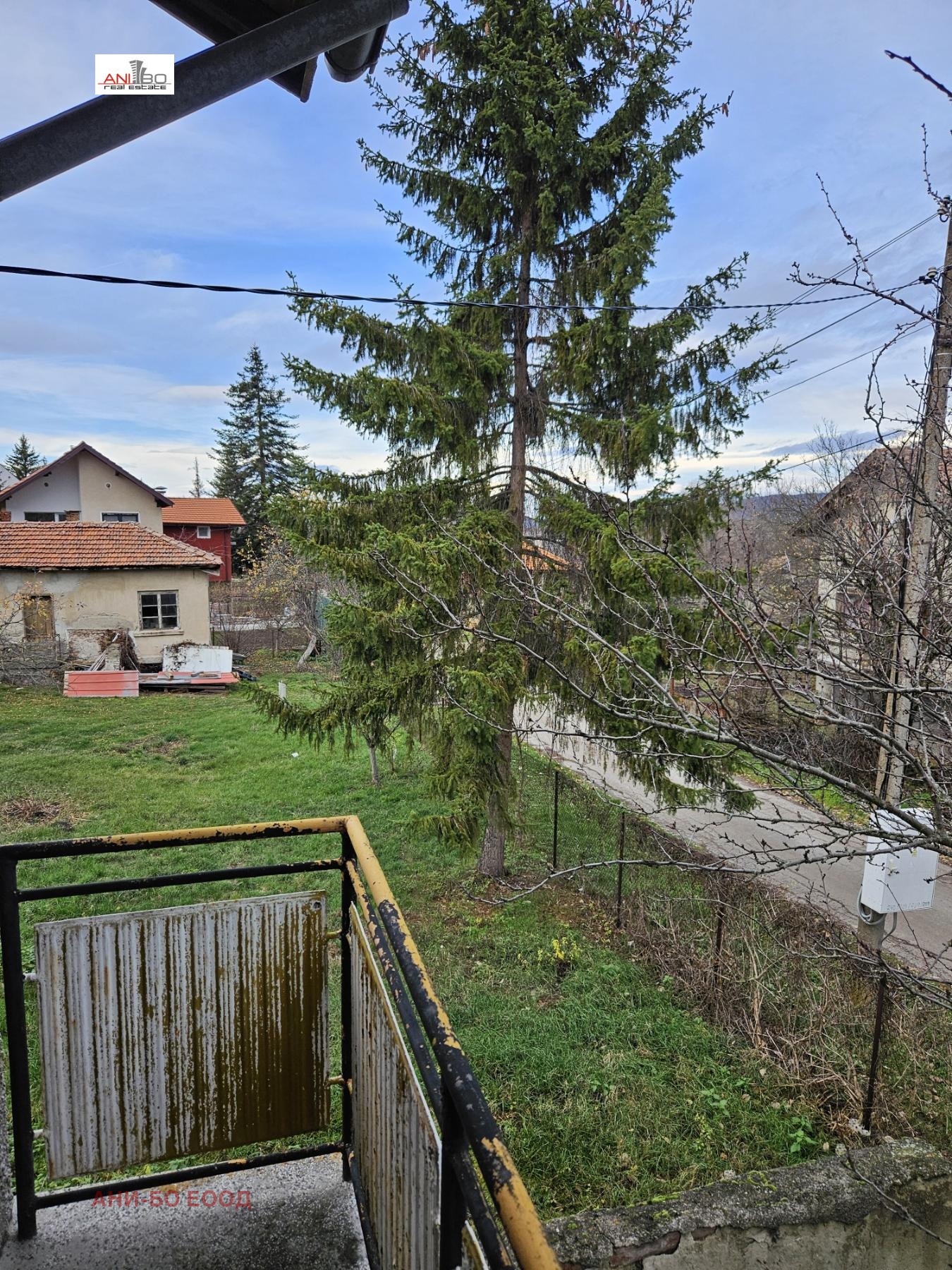 Продава КЪЩА, с. Режанци, област Перник, снимка 14 - Къщи - 52973671