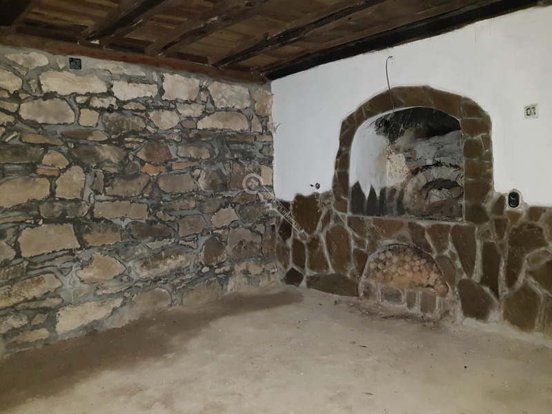 Продава КЪЩА, гр. Елена, област Велико Търново, снимка 6 - Къщи - 43671404