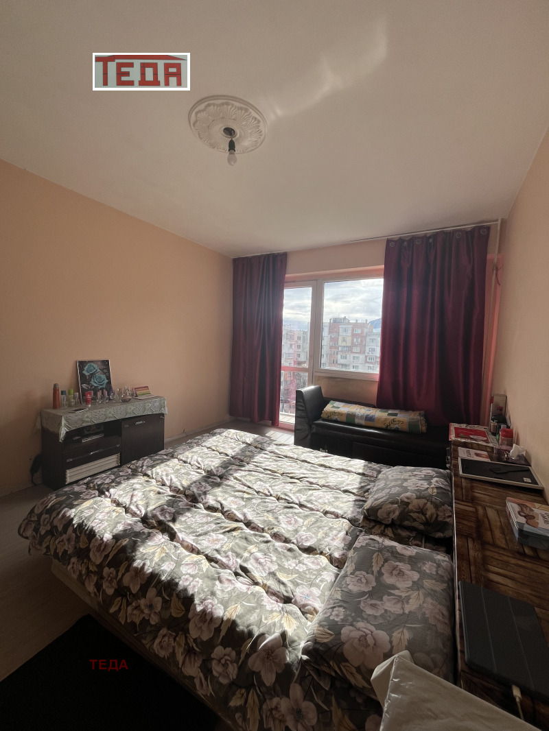 Продава 1-СТАЕН, гр. Враца, Дъбника, снимка 2 - Апартаменти - 52614939