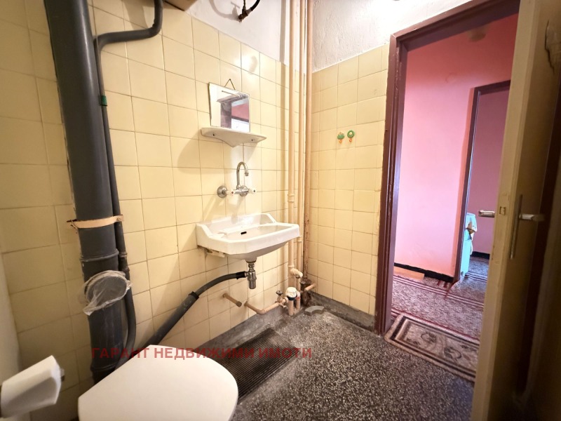 Продава  2-стаен град Габрово , Младост , 59 кв.м | 49448127 - изображение [9]