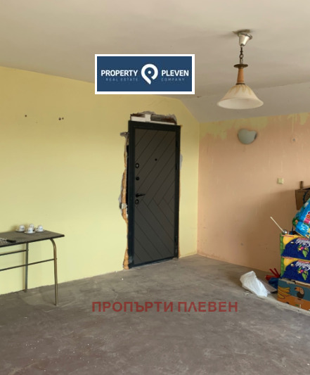 Продава 4-СТАЕН, гр. Плевен, Широк център, снимка 2 - Aпартаменти - 49115905