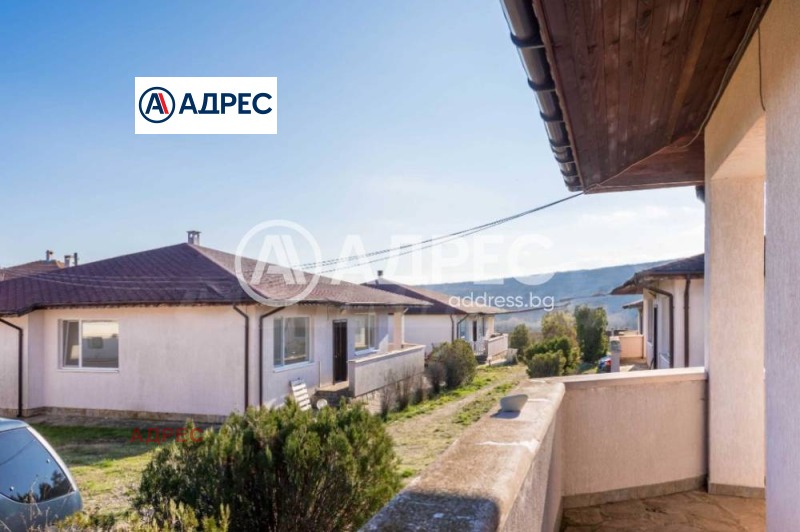 Продава КЪЩА, с. Юнец, област Варна, снимка 2 - Къщи - 53184973