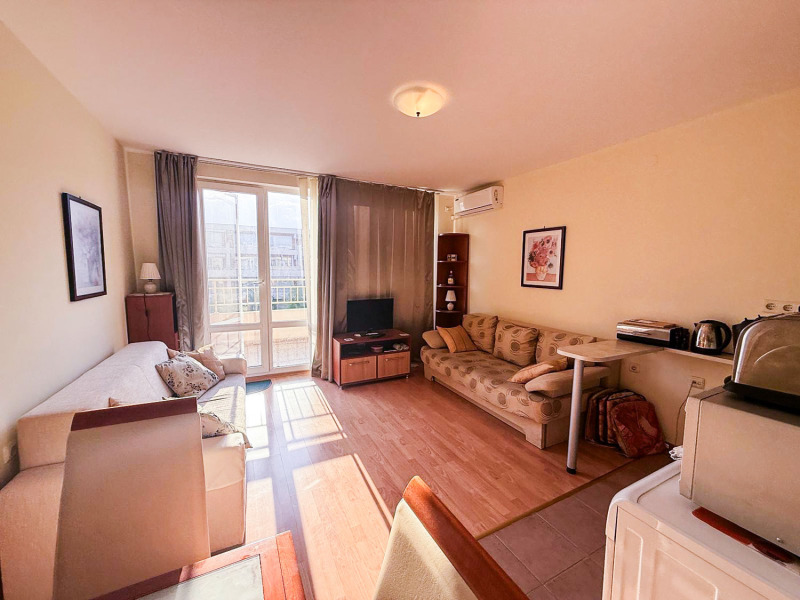 Продава  2-стаен област Бургас , к.к. Слънчев бряг , 65 кв.м | 86026219 - изображение [2]