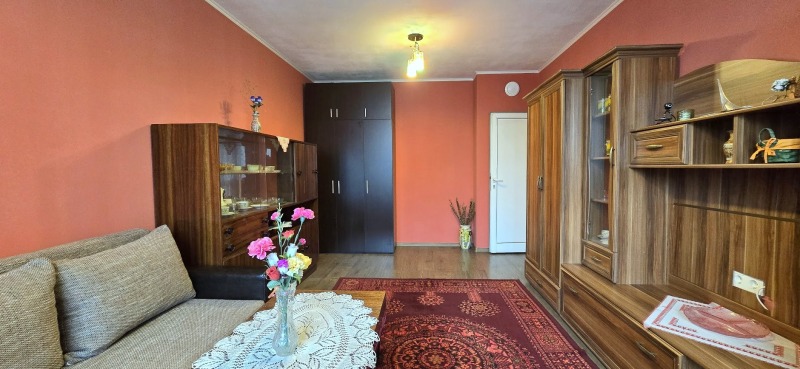 Продава 2-СТАЕН, гр. Шумен, Болницата, снимка 5 - Апартаменти - 52575335