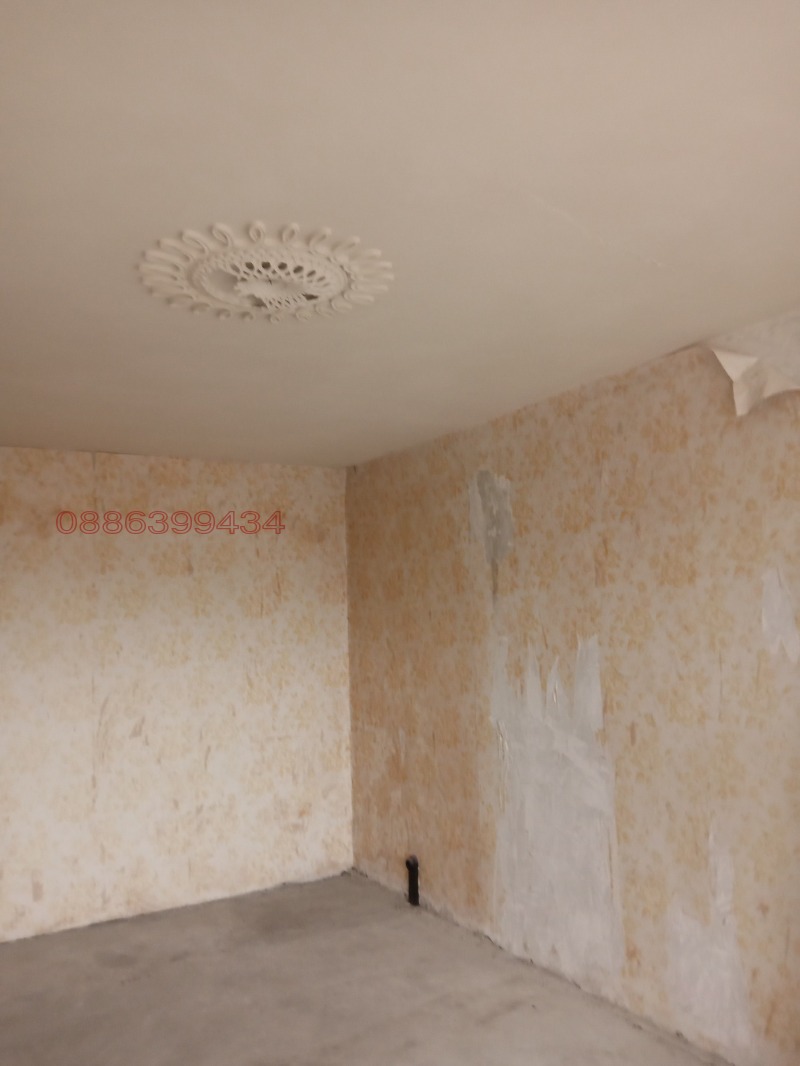 Продава 3-СТАЕН, гр. Радомир, област Перник, снимка 2 - Апартаменти - 52784155