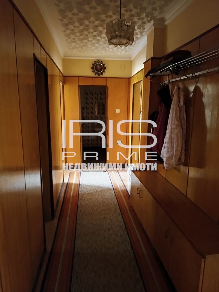 Продава 3-СТАЕН, гр. Шумен, Херсон, снимка 3 - Апартаменти - 55901948
