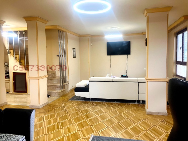 Myytävänä  Pienhuoneisto Plovdiv , Sadijski , 198 neliömetriä | 84936396 - kuva [16]