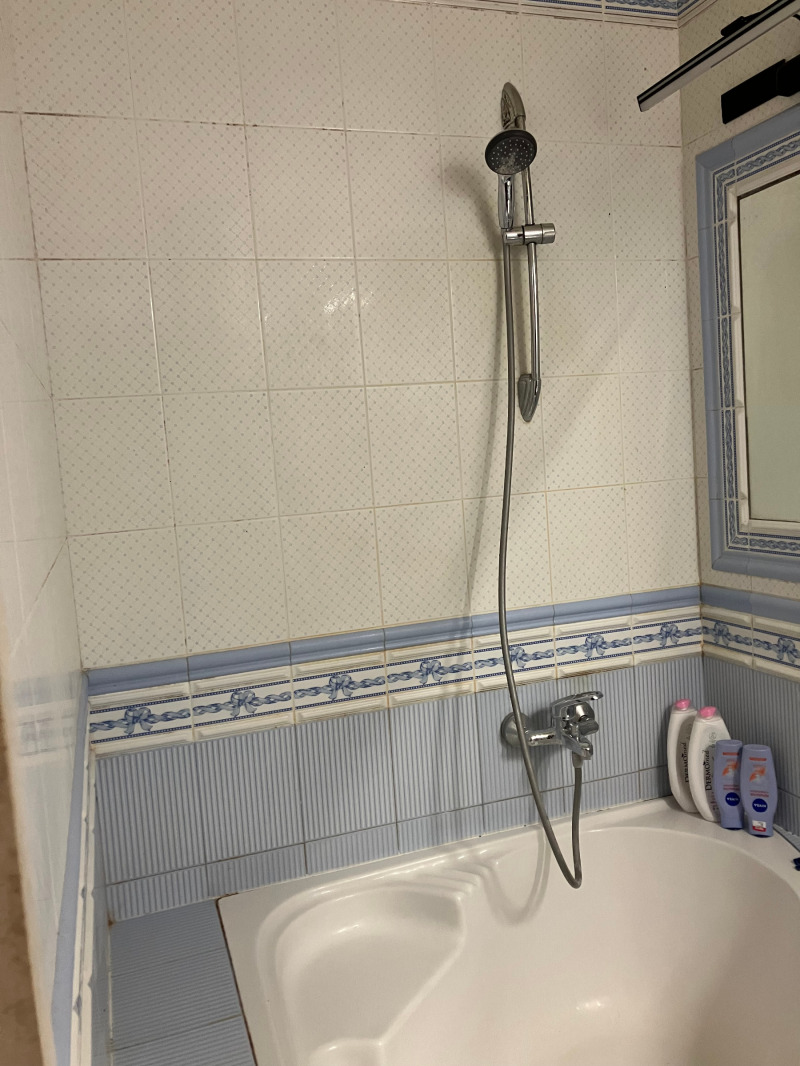 À venda  Casinha Plovdiv , Sadiiski , 198 m² | 84936396 - imagem [7]