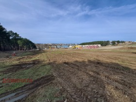 Продажба на земеделски земи в област Бургас - изображение 6 