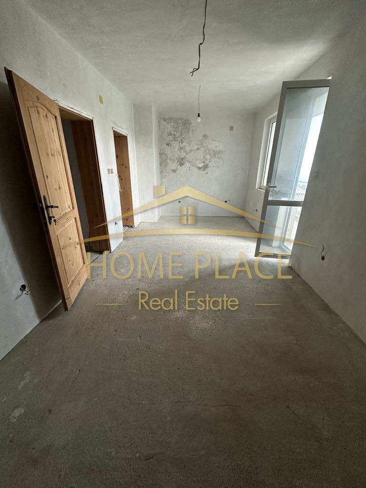 In vendita  Casa Varna , Galata , 990 mq | 65432407 - Immagine [10]