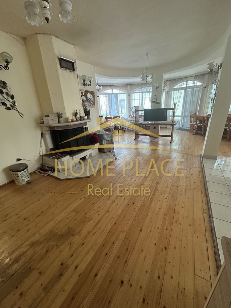 In vendita  Casa Varna , Galata , 990 mq | 65432407
