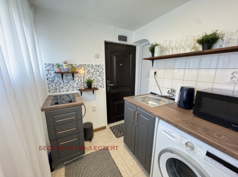 Myytävänä  Studio Varna , Tšajka , 24 neliömetriä | 33852666 - kuva [4]