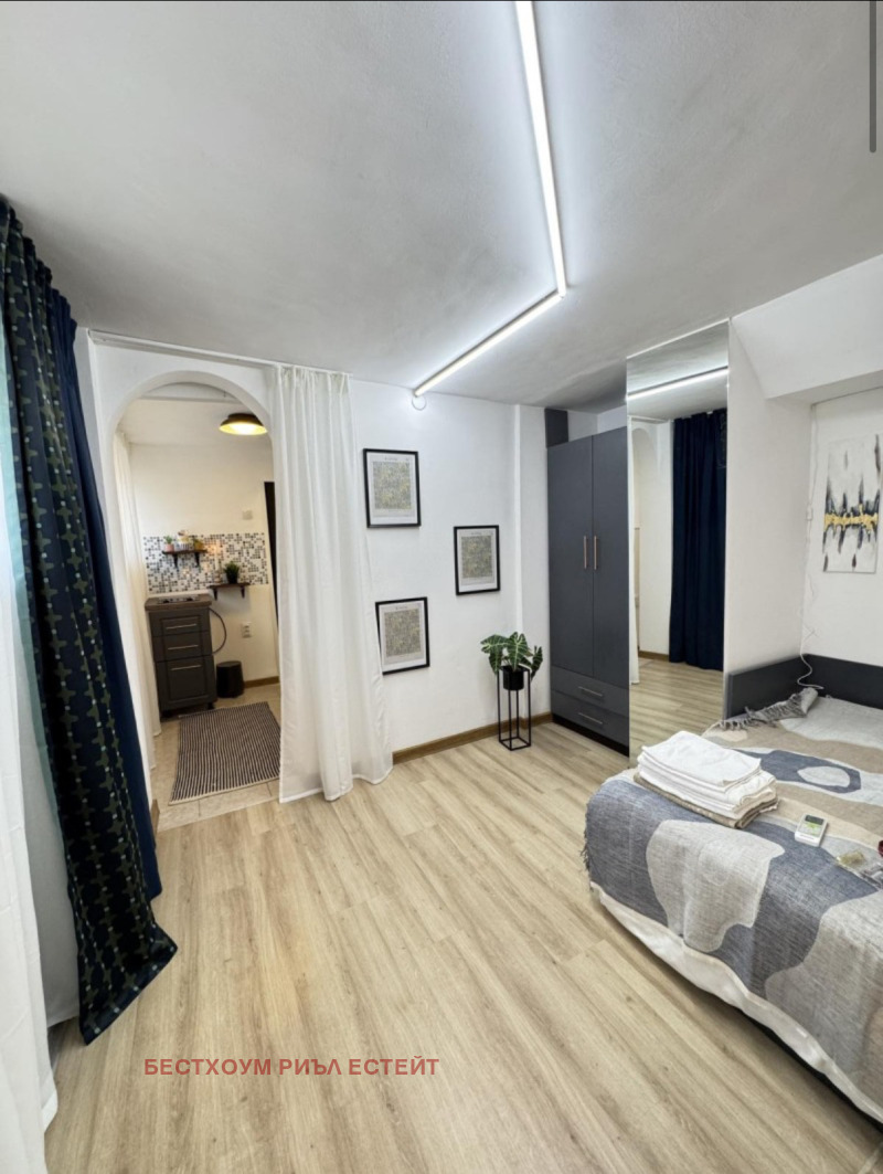 Myytävänä  Studio Varna , Tšajka , 24 neliömetriä | 33852666 - kuva [2]