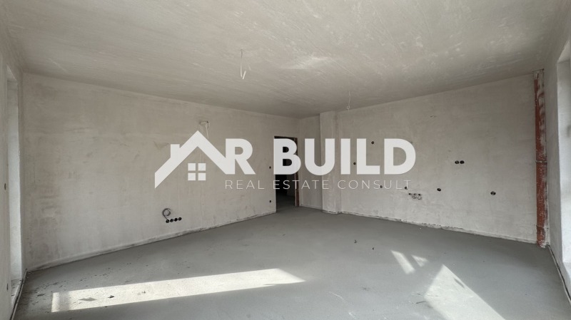 Продава  2-стаен град Пловдив , Остромила , 72 кв.м | 54517199