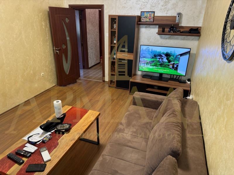 De vânzare  2 dormitoare Plovdiv , Țentâr , 68 mp | 29350802 - imagine [2]