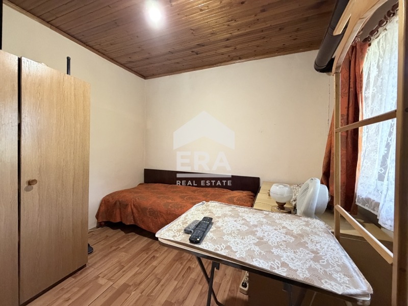 Продава КЪЩА, гр. Силистра, Мджиди Табия, снимка 2 - Къщи - 56221116