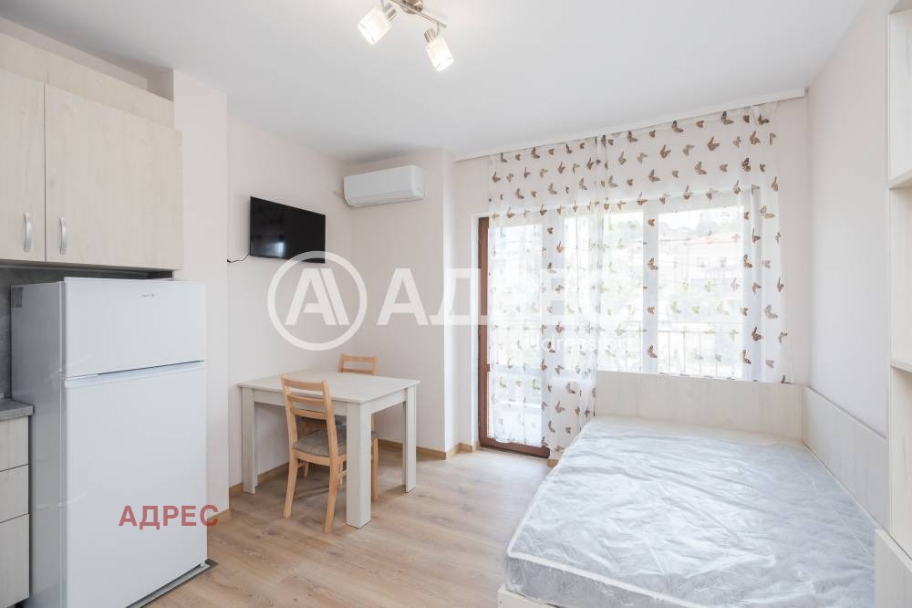 Продава 1-СТАЕН, гр. Варна, Бриз