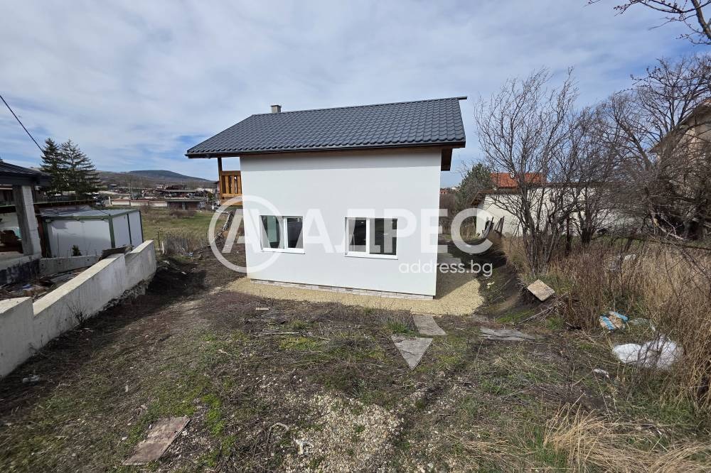 Продава КЪЩА, с. Пожарево, област София област, снимка 5 - Къщи - 54819596
