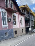 Продава КЪЩА, гр. Карлово, област Пловдив, снимка 1
