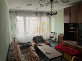 1 Schlafzimmer Iztok, Pernik 1