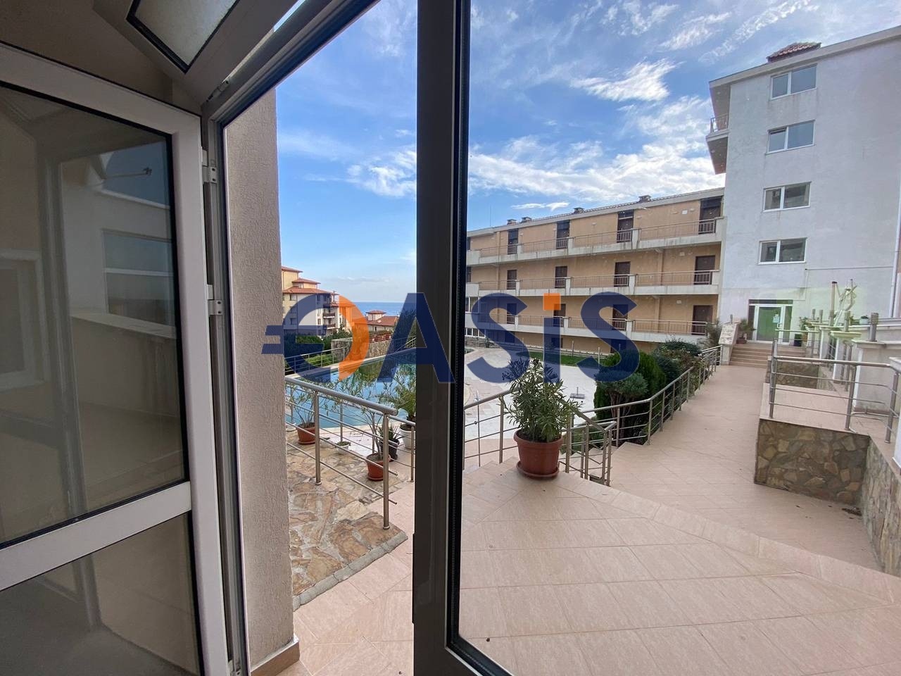 Продава ЗАВЕДЕНИЕ, гр. Свети Влас, област Бургас