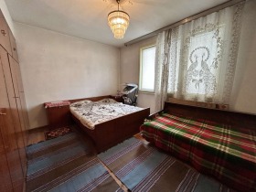 3 bedroom Akatsiya, Veliko Tarnovo 11