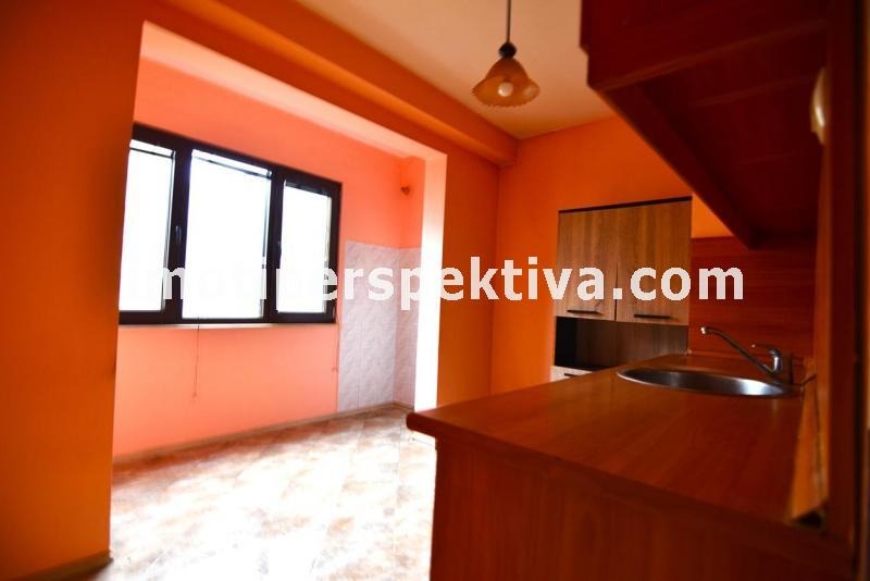 Продава 2-СТАЕН, гр. Пловдив, Кючук Париж, снимка 4 - Апартаменти - 52985172