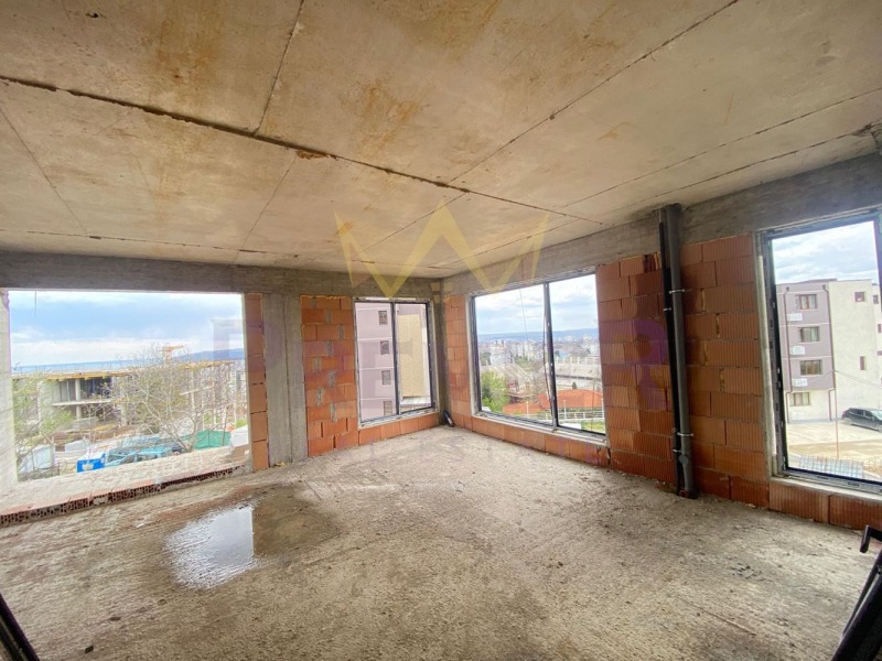 Продава 3-СТАЕН, гр. Варна, Бриз, снимка 2 - Апартаменти - 52748623