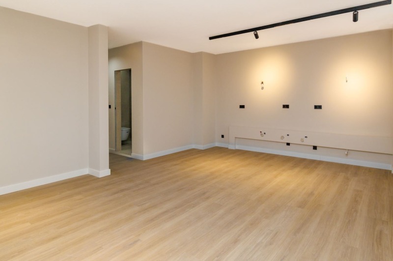 Продава  4-стаен град София , Славия , 142 кв.м | 42298527 - изображение [3]