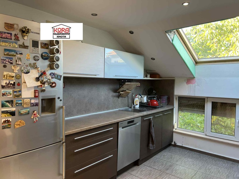 Продава ЕТАЖ ОТ КЪЩА, град Плевен, Идеален център • 147000 € / 287507.01 лв. • 29515315 1