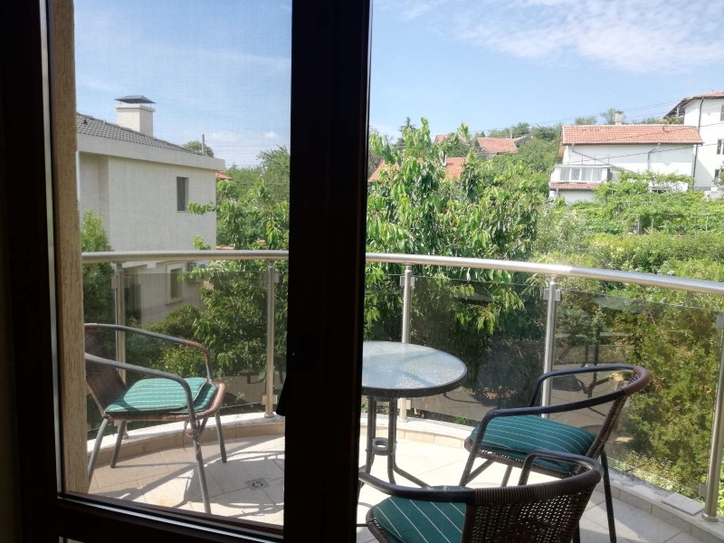 In vendita  Casa Varna , k.k. Sv.Sv. Konstantin i Elena , 200 mq | 76645613 - Immagine [15]
