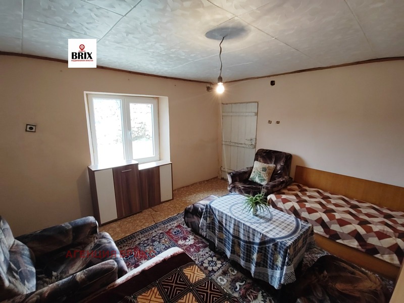 Продава  Къща област Русе , с. Тръстеник , 64 кв.м | 34261451 - изображение [2]