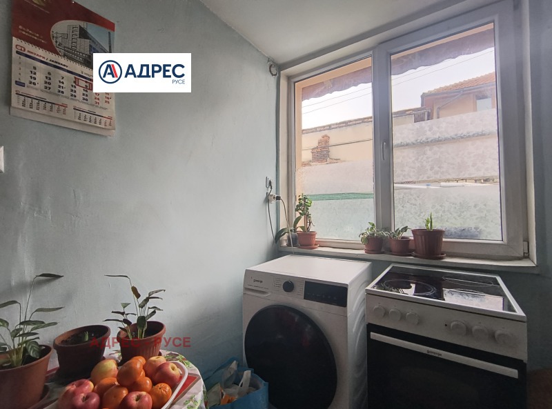 Продава КЪЩА, гр. Русе, Родина 3, снимка 9 - Къщи - 53089487