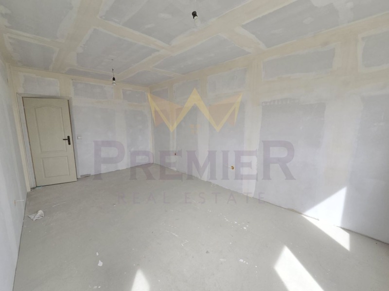 Продава КЪЩА, с. Царичино, област Добрич, снимка 7 - Къщи - 53123520