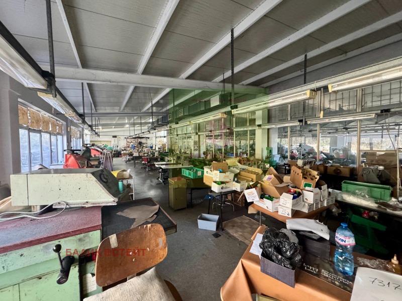 Продава ПРОМ. ПОМЕЩЕНИЕ, гр. Добрич, Промишлена зона - Запад, снимка 14 - Производствени сгради - 52445545