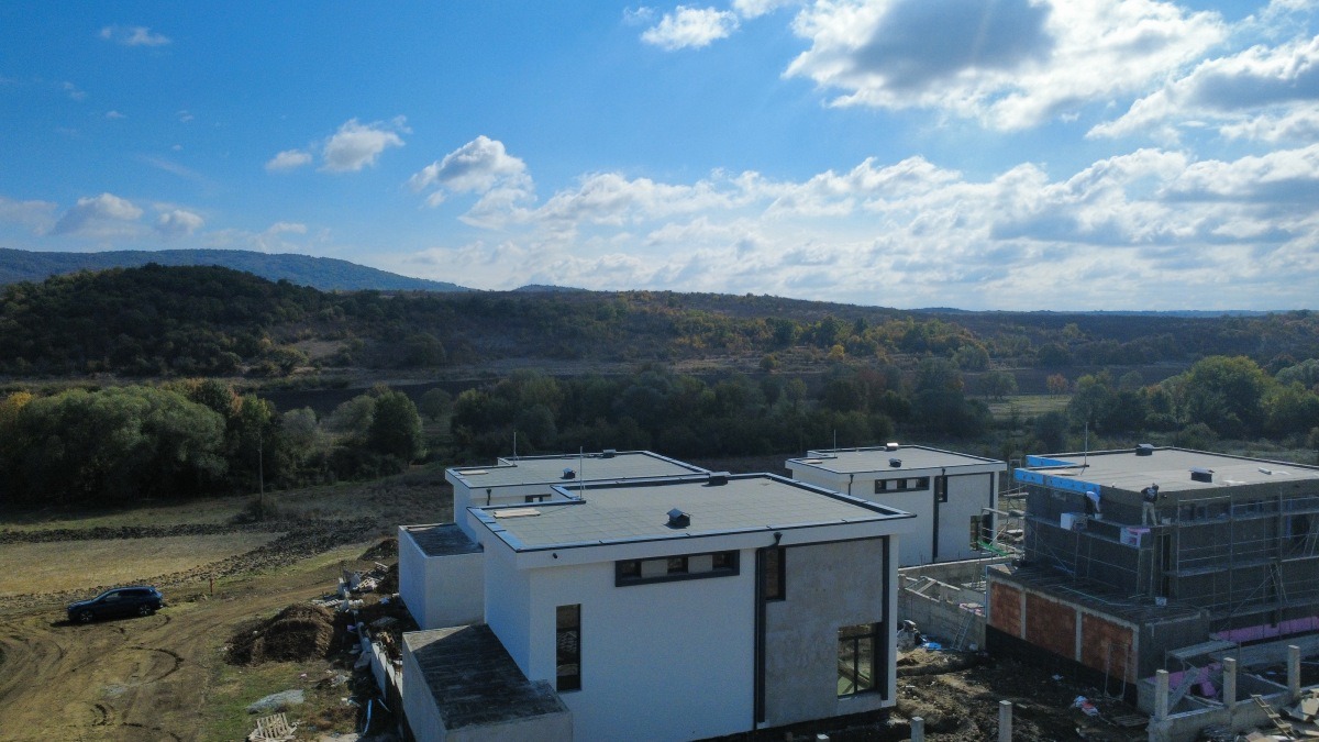 Продава КЪЩА, гр. Бургас, с. Маринка, снимка 2 - Къщи - 56622886