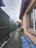 Продава КЪЩА, гр. Русе, Родина 3, снимка 12