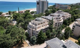 1 bedroom k.k. Zlatni pyasatsi, Varna